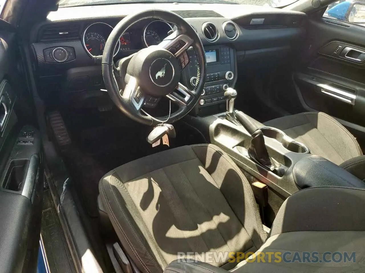 8 Фотография поврежденного автомобиля 1FA6P8TH2K5123140 FORD ALL Models 2019