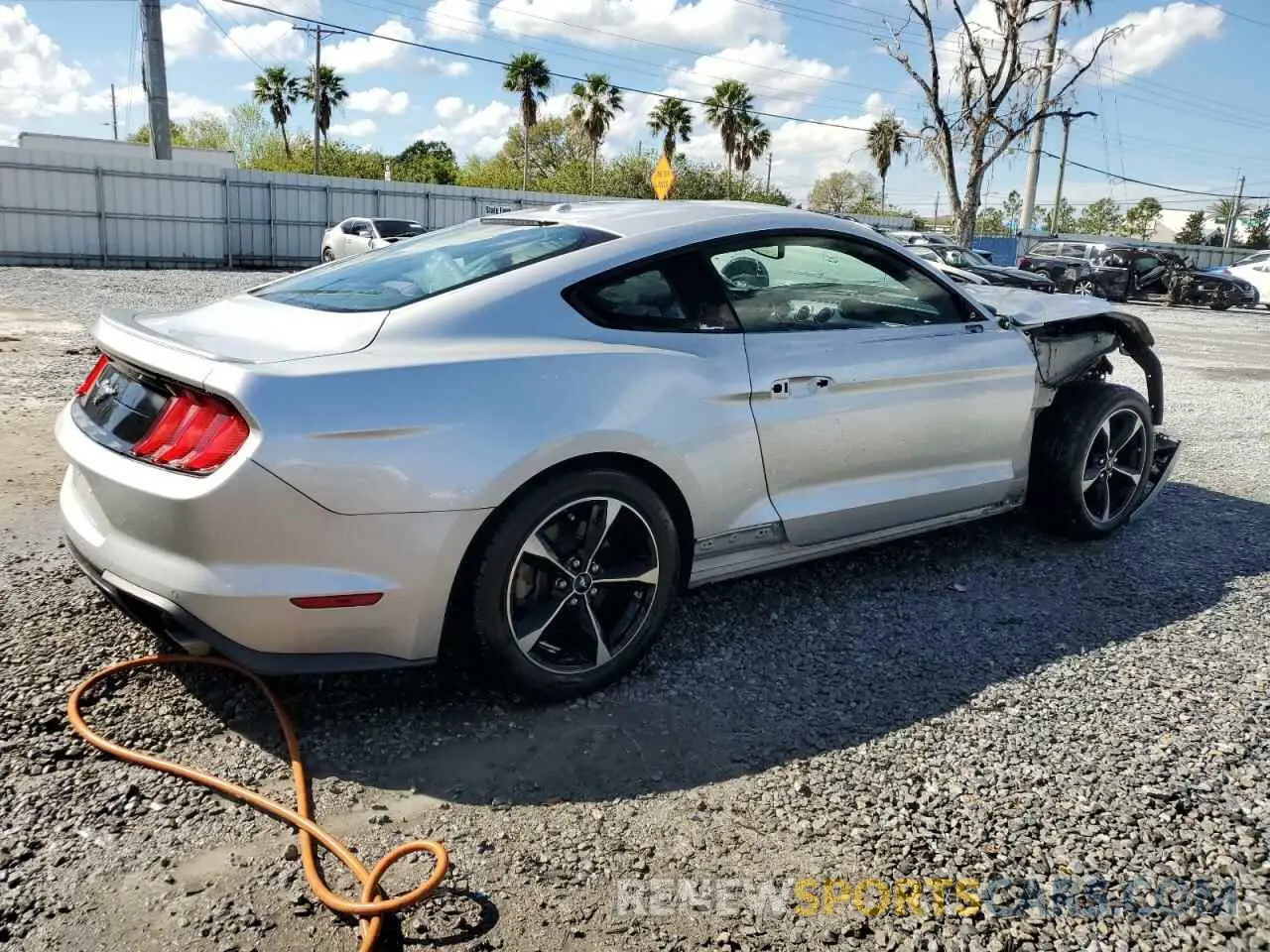3 Фотография поврежденного автомобиля 1FA6P8TH3K5142019 FORD ALL Models 2019