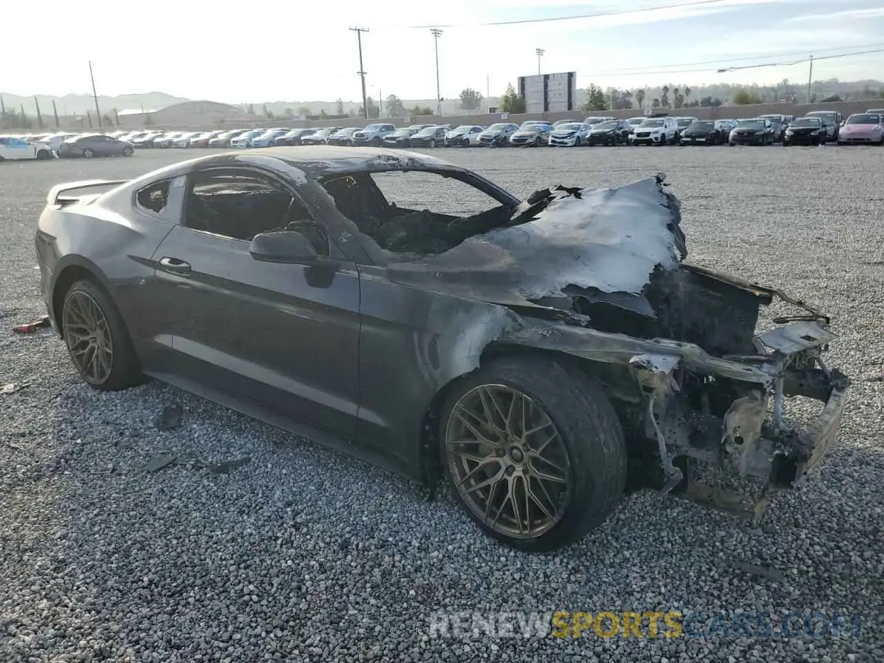 4 Фотография поврежденного автомобиля 1FA6P8TH3K5176753 FORD ALL Models 2019