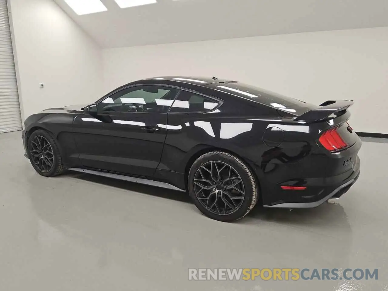 2 Фотография поврежденного автомобиля 1FA6P8TH4K5174896 FORD ALL Models 2019