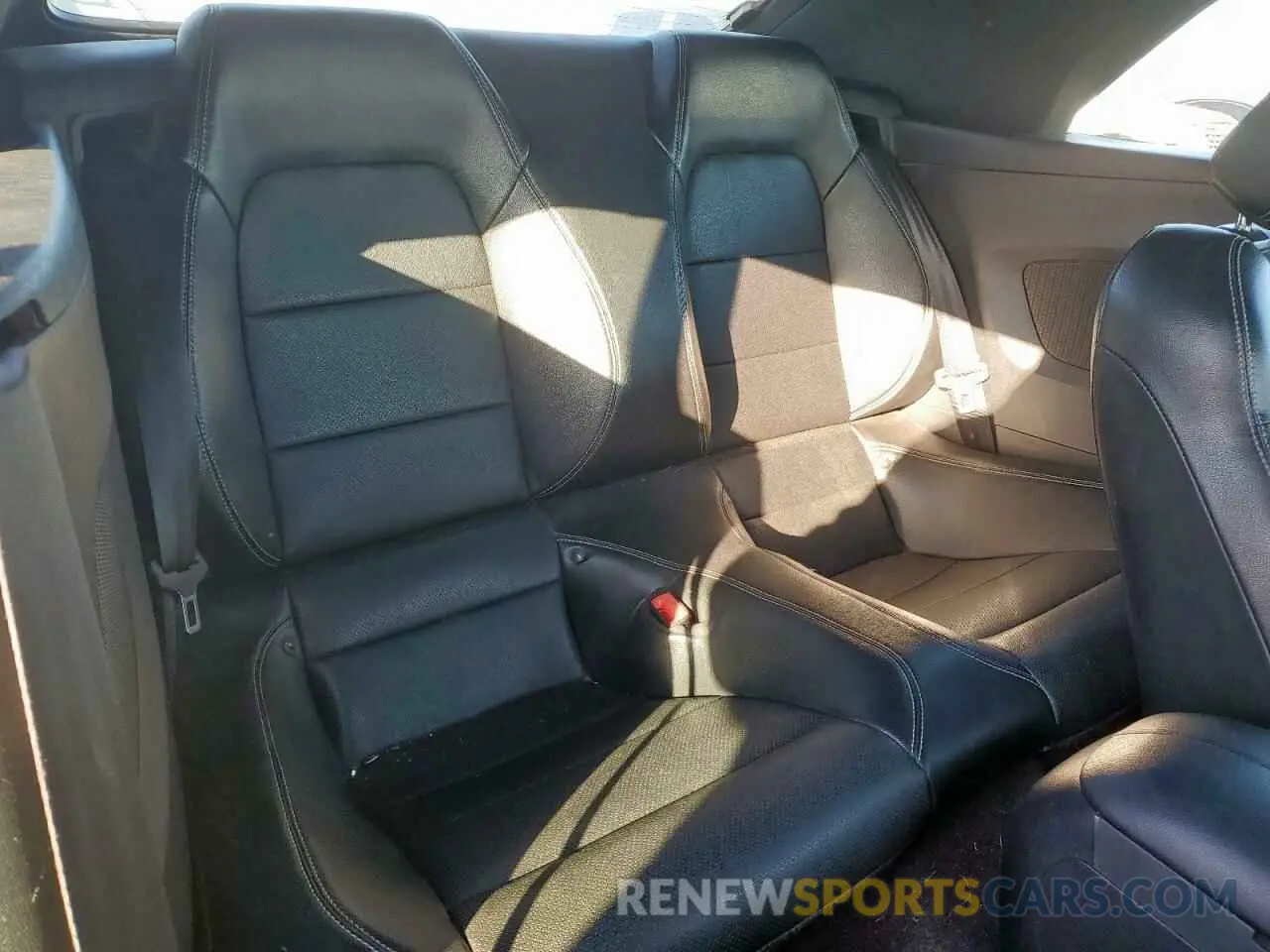 10 Фотография поврежденного автомобиля 1FATP8UH0K5104233 FORD ALL Models 2019