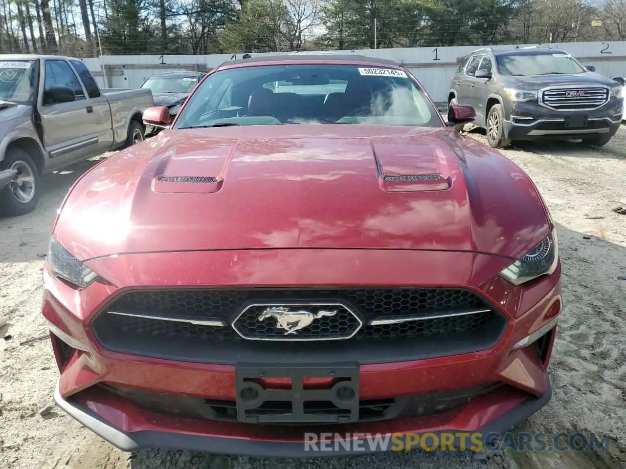 5 Photograph of a damaged car 1FATP8UH3K5200969 FORD ALL Models 2019