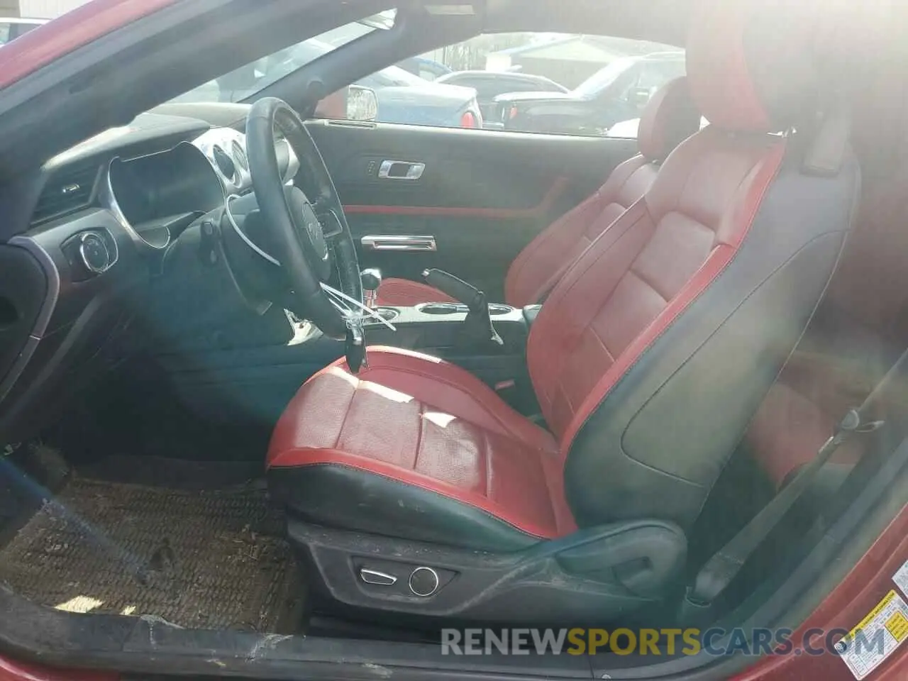 7 Photograph of a damaged car 1FATP8UH3K5200969 FORD ALL Models 2019