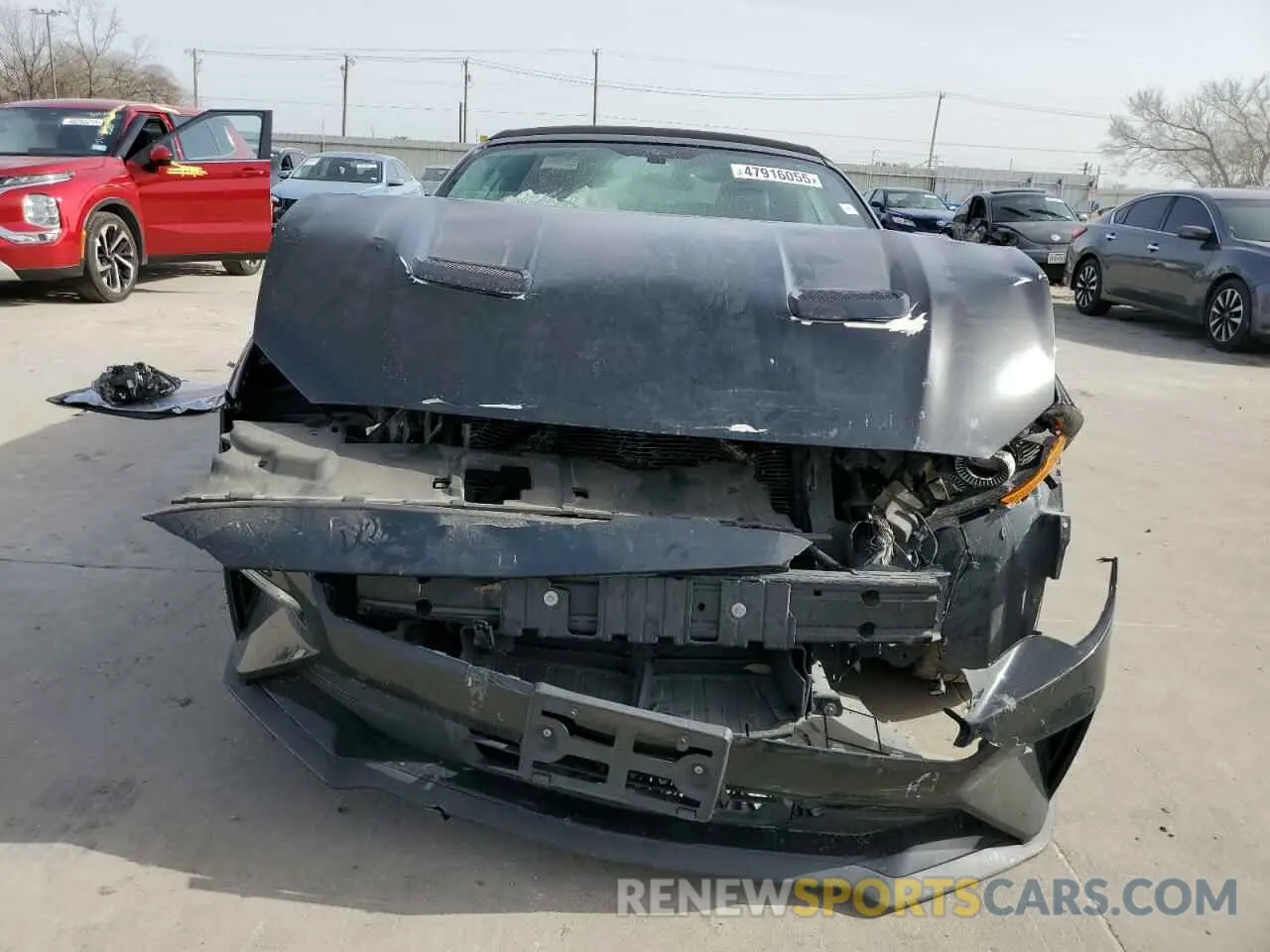 5 Photograph of a damaged car 1FATP8UH4K5115638 FORD ALL Models 2019