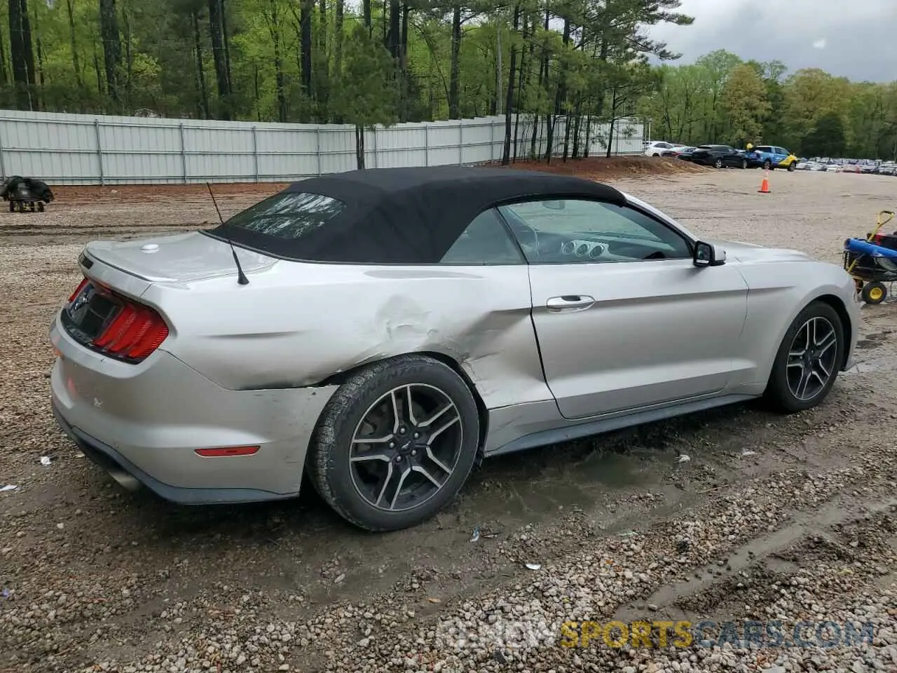 3 Photograph of a damaged car 1FATP8UH9K5115554 FORD ALL Models 2019