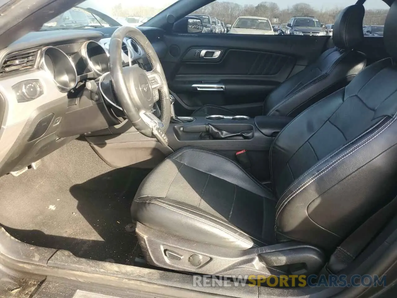 7 Фотография поврежденного автомобиля 1FATP8UH9K5162261 FORD ALL Models 2019