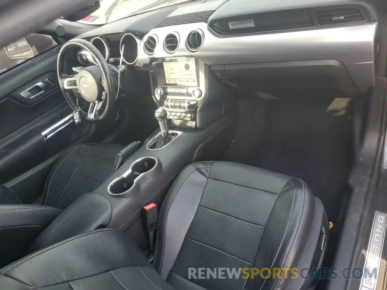 8 Фотография поврежденного автомобиля 1FATP8UH9K5162261 FORD ALL Models 2019