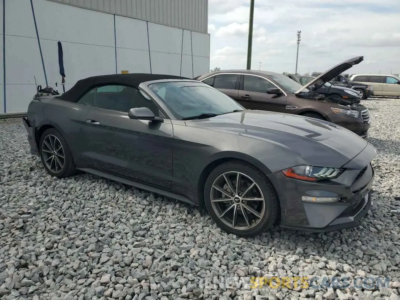 4 Фотография поврежденного автомобиля 1FATP8UHXK5129463 FORD ALL Models 2019