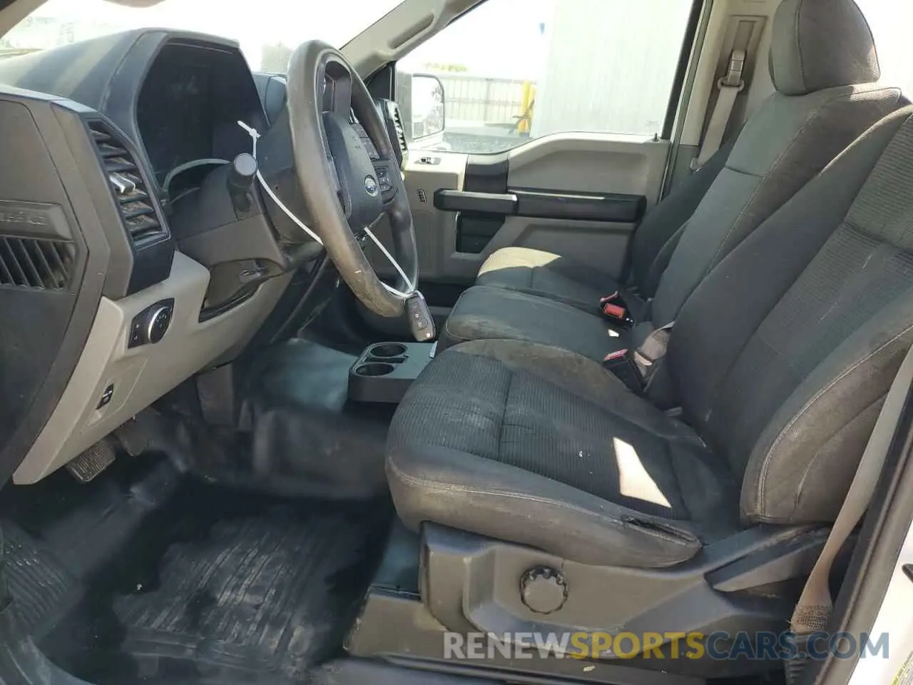7 Photograph of a damaged car 1FTMF1C59KKD92979 FORD All Models 2019