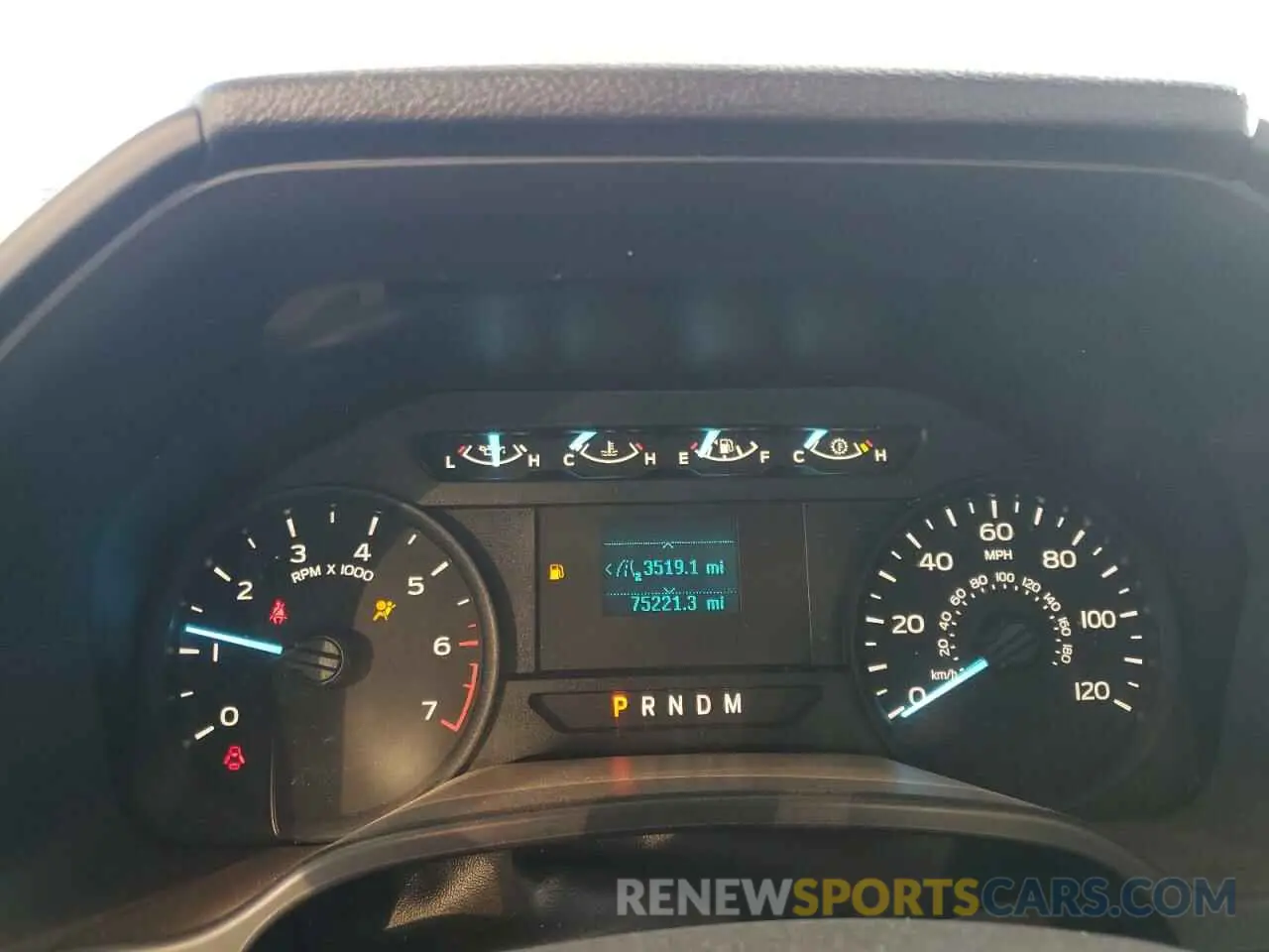 9 Photograph of a damaged car 1FTMF1C5XKKD39062 FORD All Models 2019