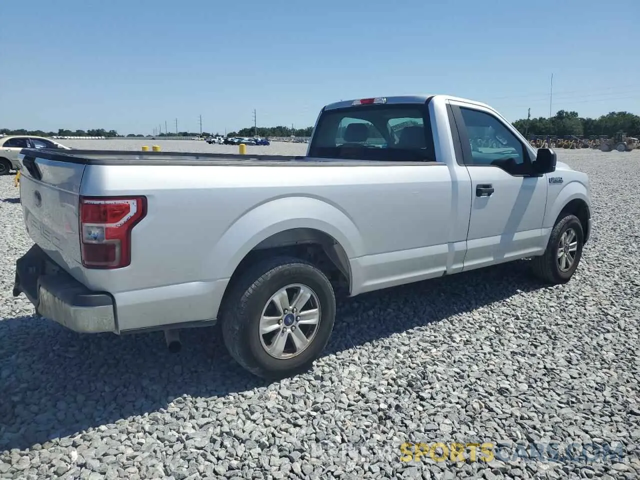 3 Фотография поврежденного автомобиля 1FTMF1CB1KKF10335 FORD All Models 2019