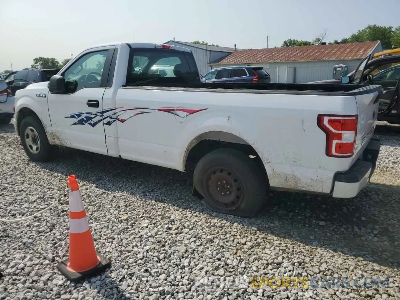 2 Фотография поврежденного автомобиля 1FTMF1CB3KKE85194 FORD All Models 2019