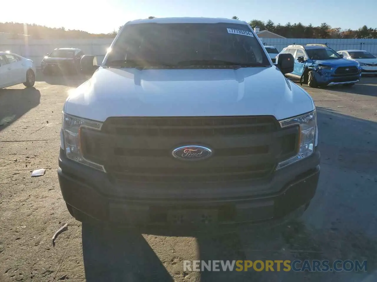 5 Фотография поврежденного автомобиля 1FTMF1CP5KKE39216 FORD All Models 2019