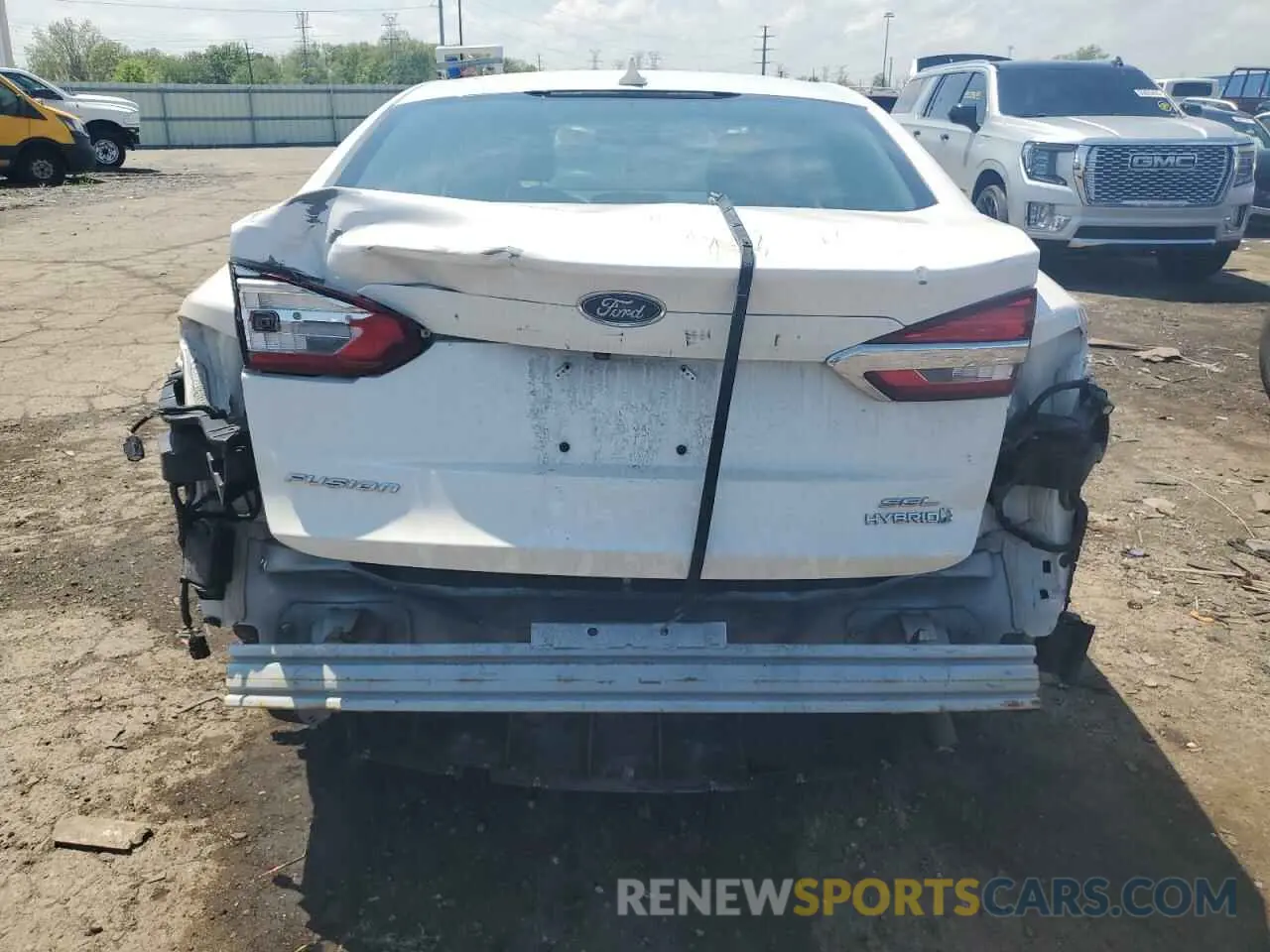 6 Фотография поврежденного автомобиля 3FA6P0MU2KR169075 FORD ALL Models 2019
