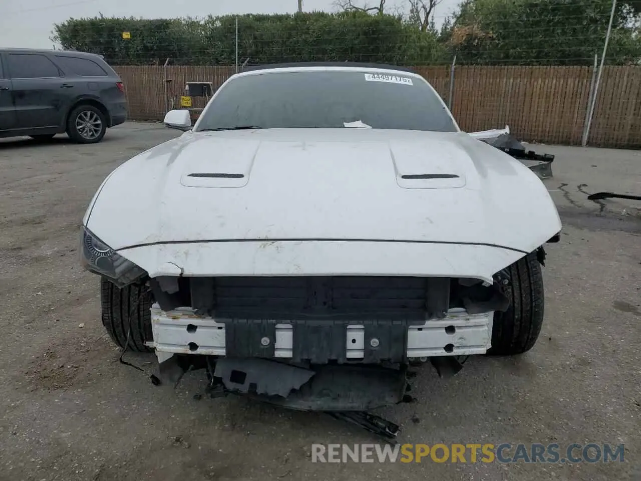5 Photograph of a damaged car 1FATP8UH0L5112303 FORD ALL Models 2020