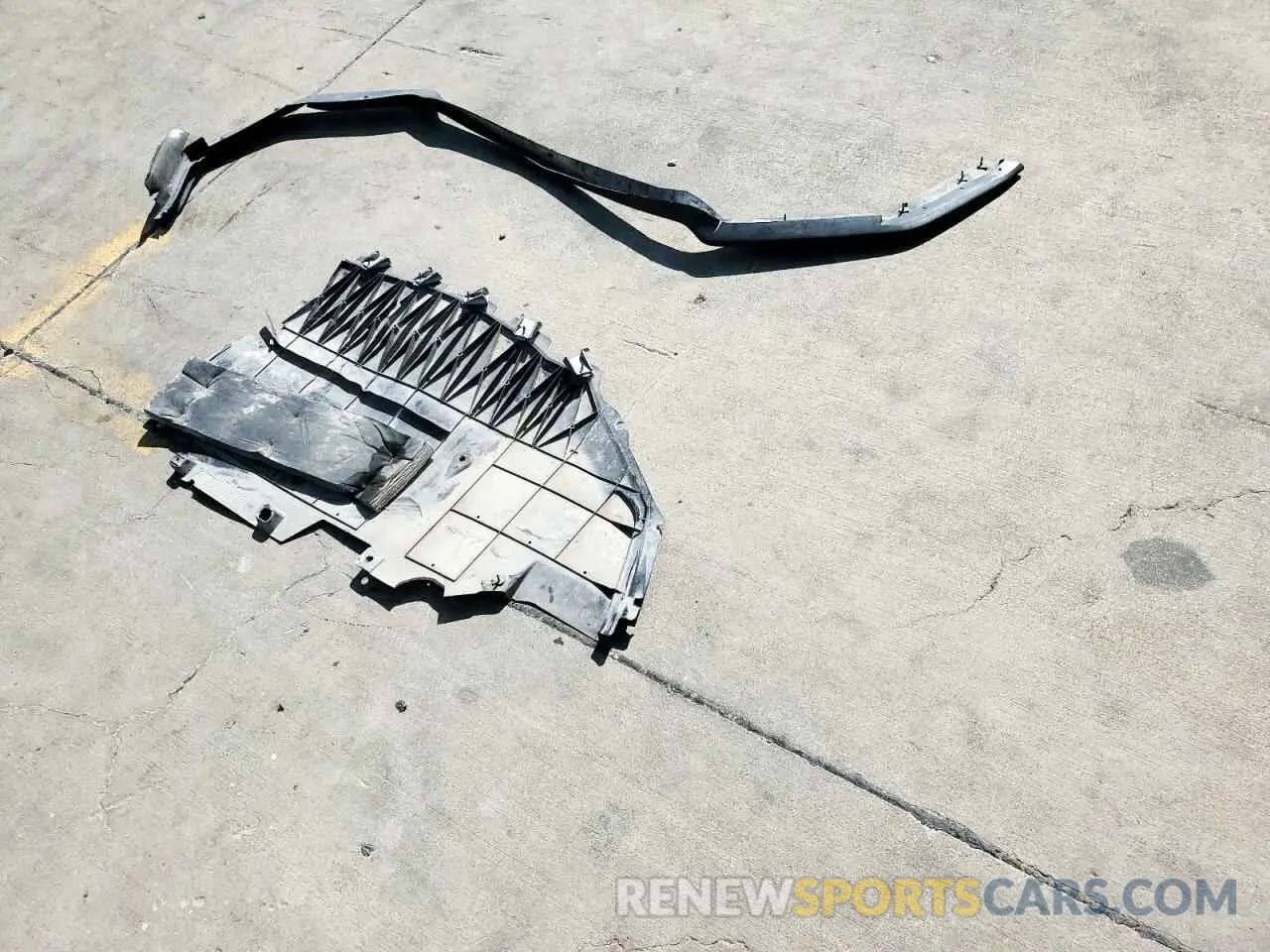 12 Photograph of a damaged car 1FATP8UH2L5113078 FORD ALL Models 2020