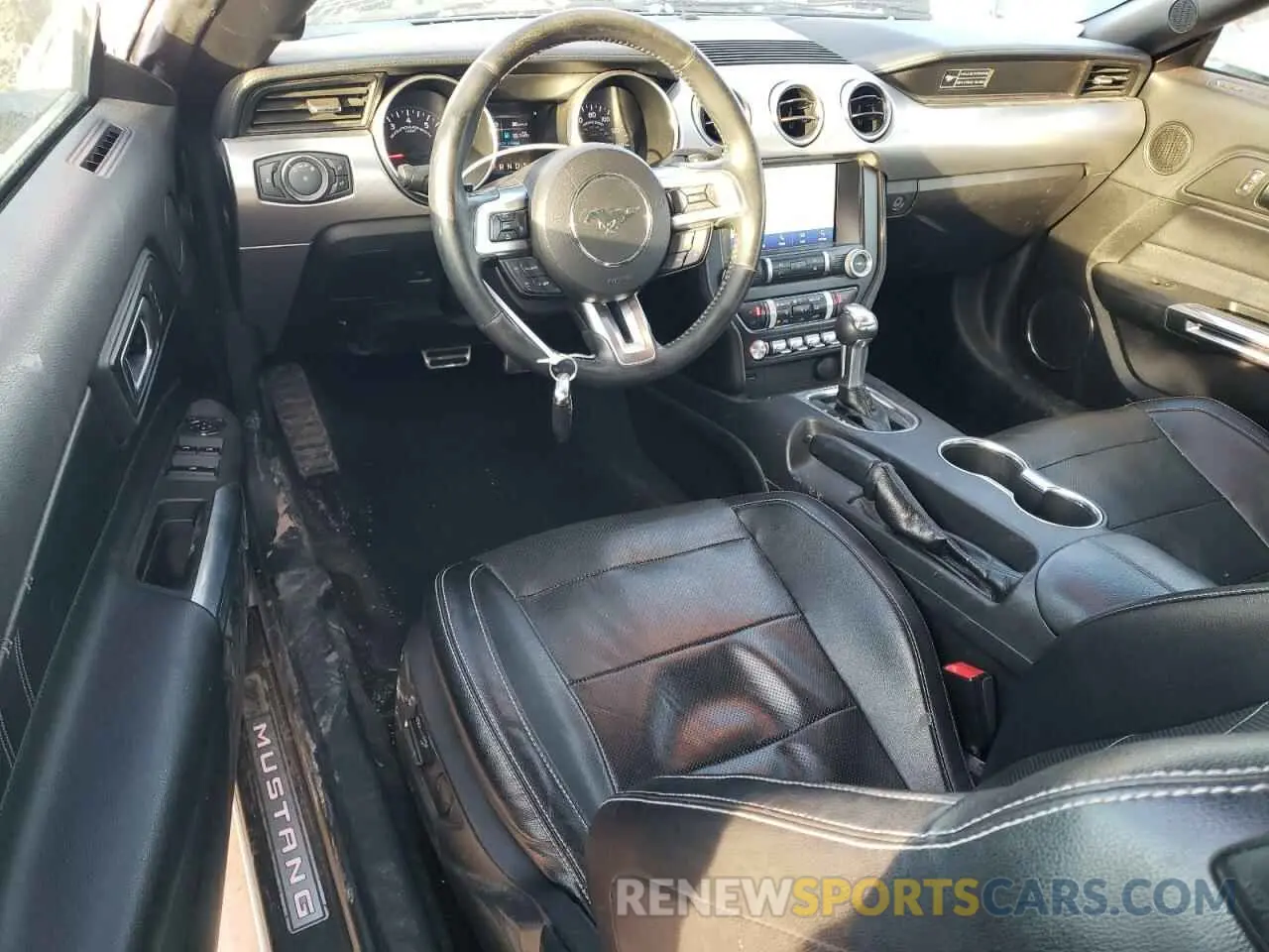 8 Фотография поврежденного автомобиля 1FATP8UH5L5119800 FORD ALL Models 2020