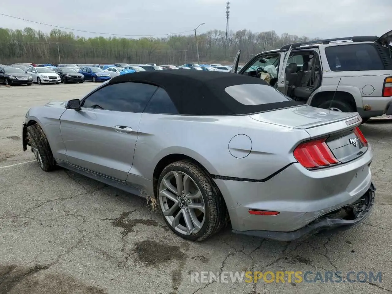 2 Photograph of a damaged car 1FATP8UH9L5137734 FORD ALL Models 2020