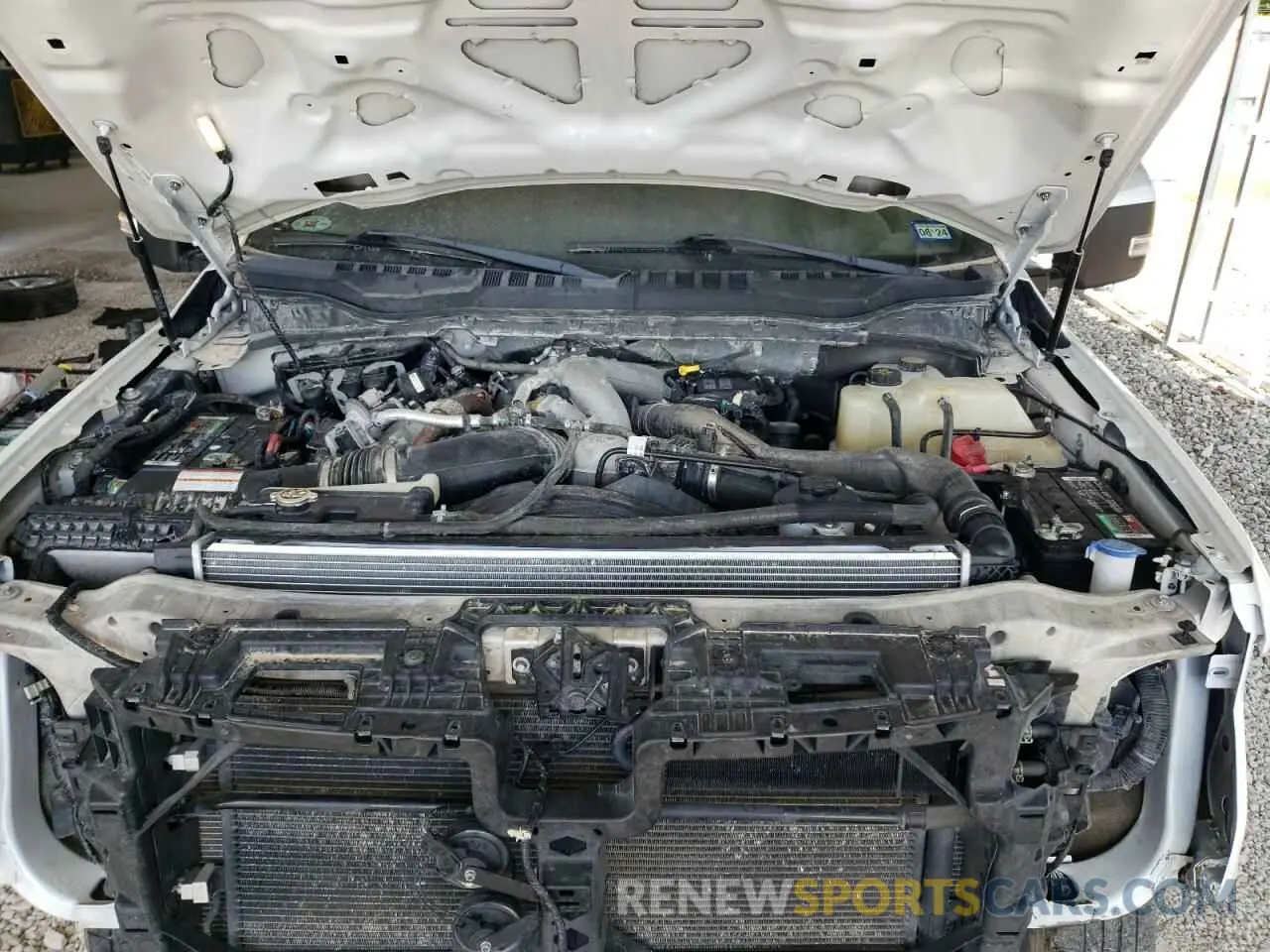 11 Фотография поврежденного автомобиля 1FT8W3BT1LED32482 FORD ALL Models 2020