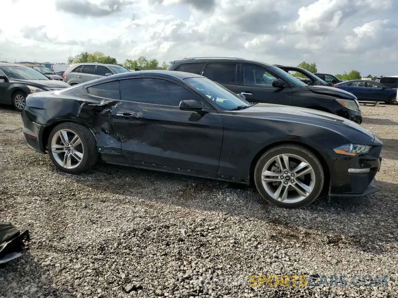 4 Photograph of a damaged car 1FA6P8THXM5102166 FORD ALL Models 2021