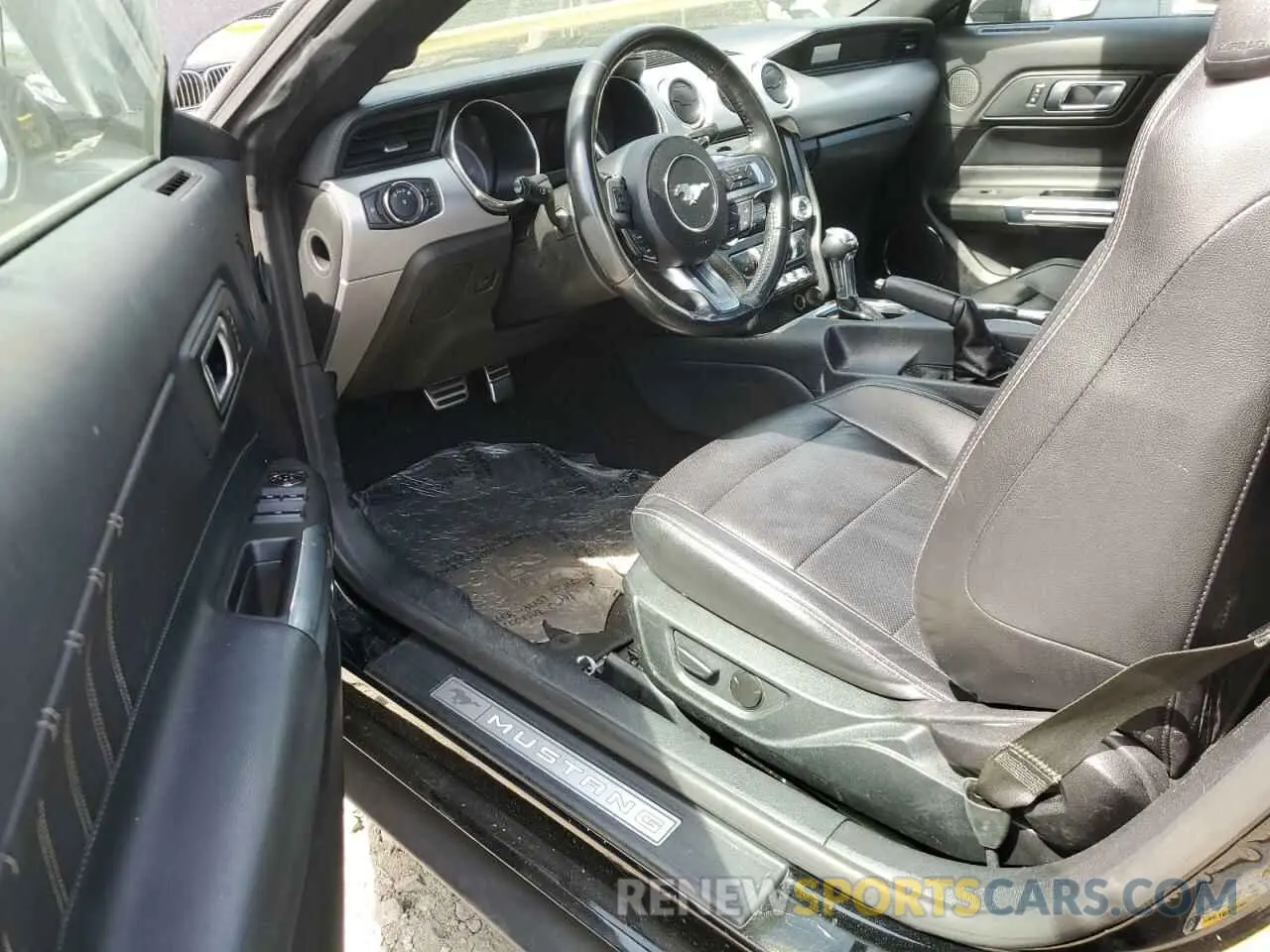 8 Фотография поврежденного автомобиля 1FATP8UH5M5108359 FORD ALL Models 2021