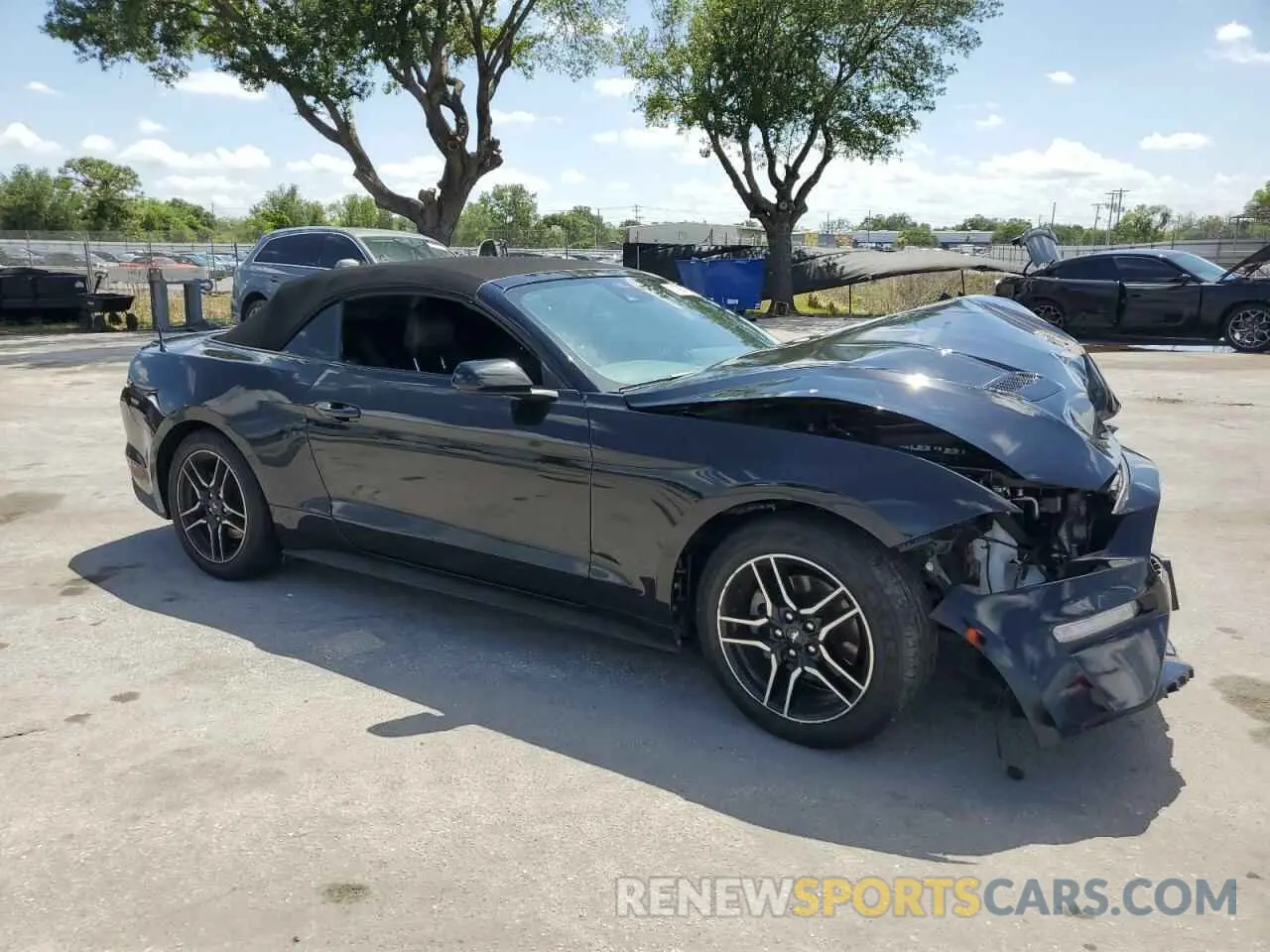 4 Photograph of a damaged car 1FATP8UH9M5105349 FORD ALL Models 2021