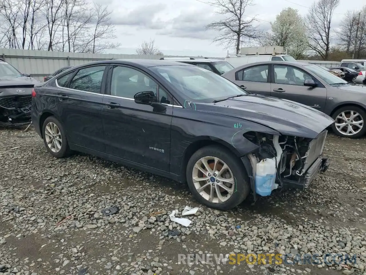 4 Фотография поврежденного автомобиля 3FA6P0LU1KR111203 FORD ALL Models 2021
