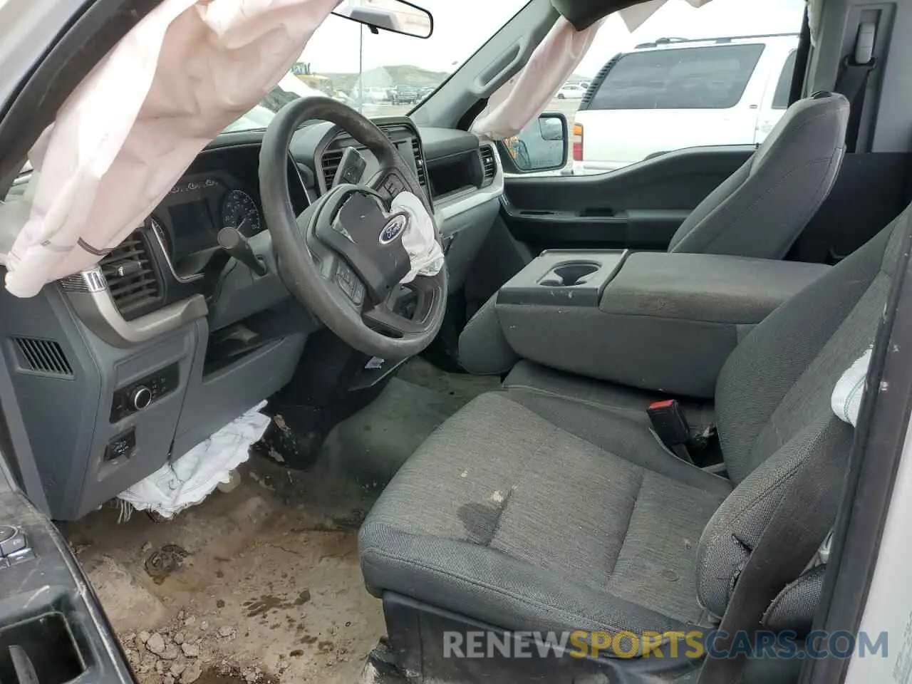 7 Photograph of a damaged car 1FTMF1EB1NKE34424 FORD All Models 2022