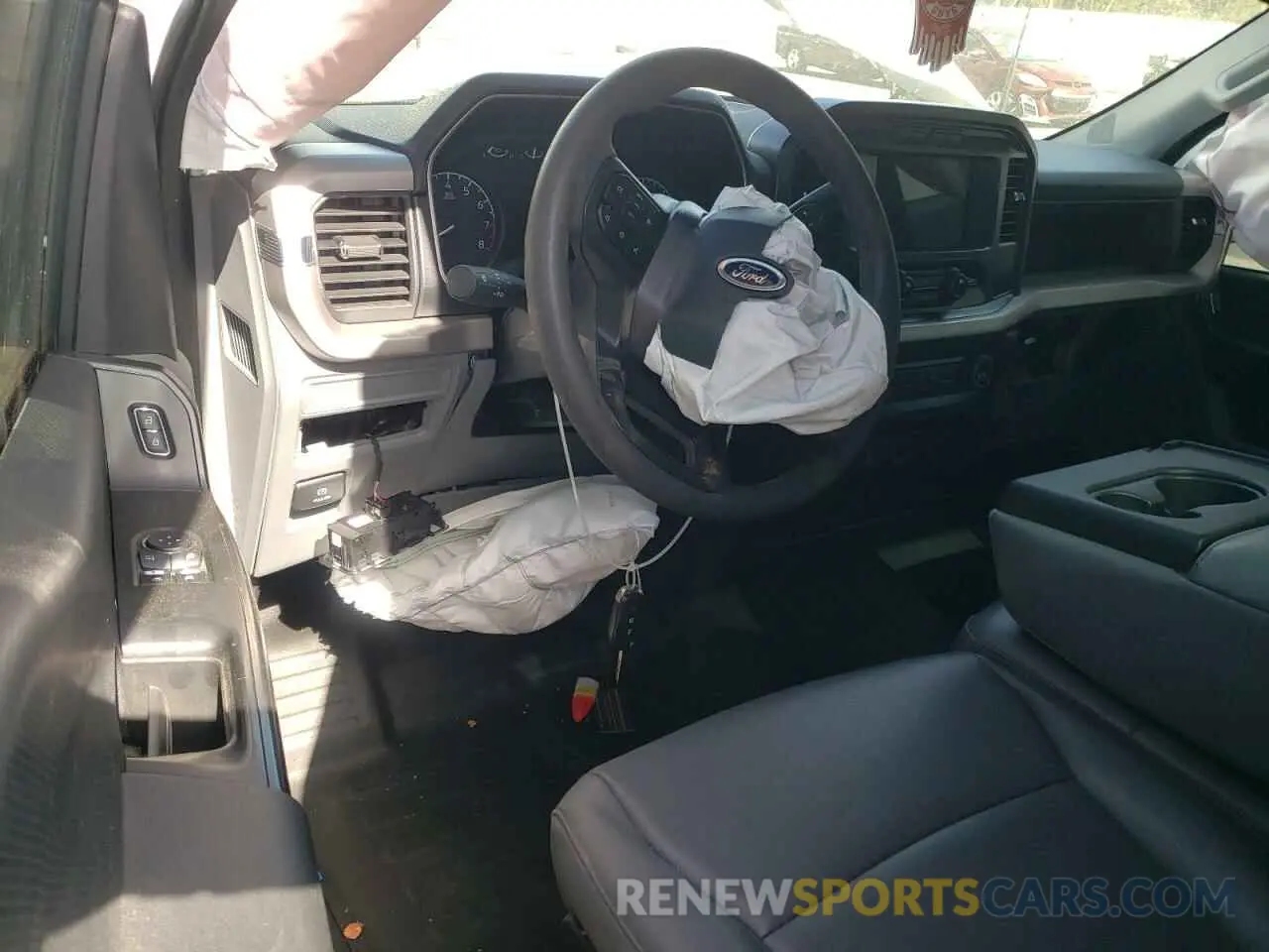 8 Photograph of a damaged car 1FTMF1C55PKG19205 FORD All Models 2023