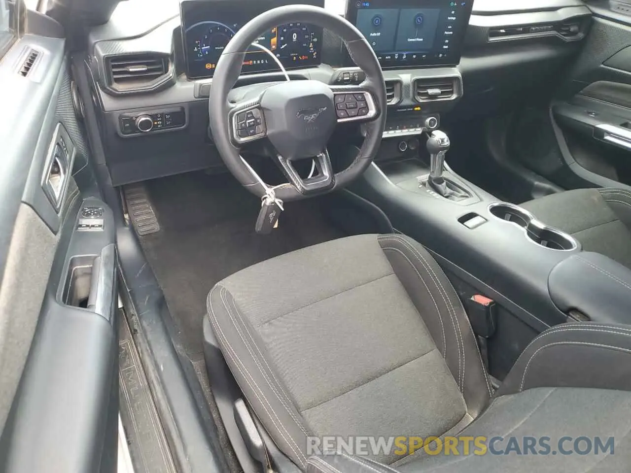 8 Фотография поврежденного автомобиля 1FA6P8TH3R5118636 FORD ALL Models 2024