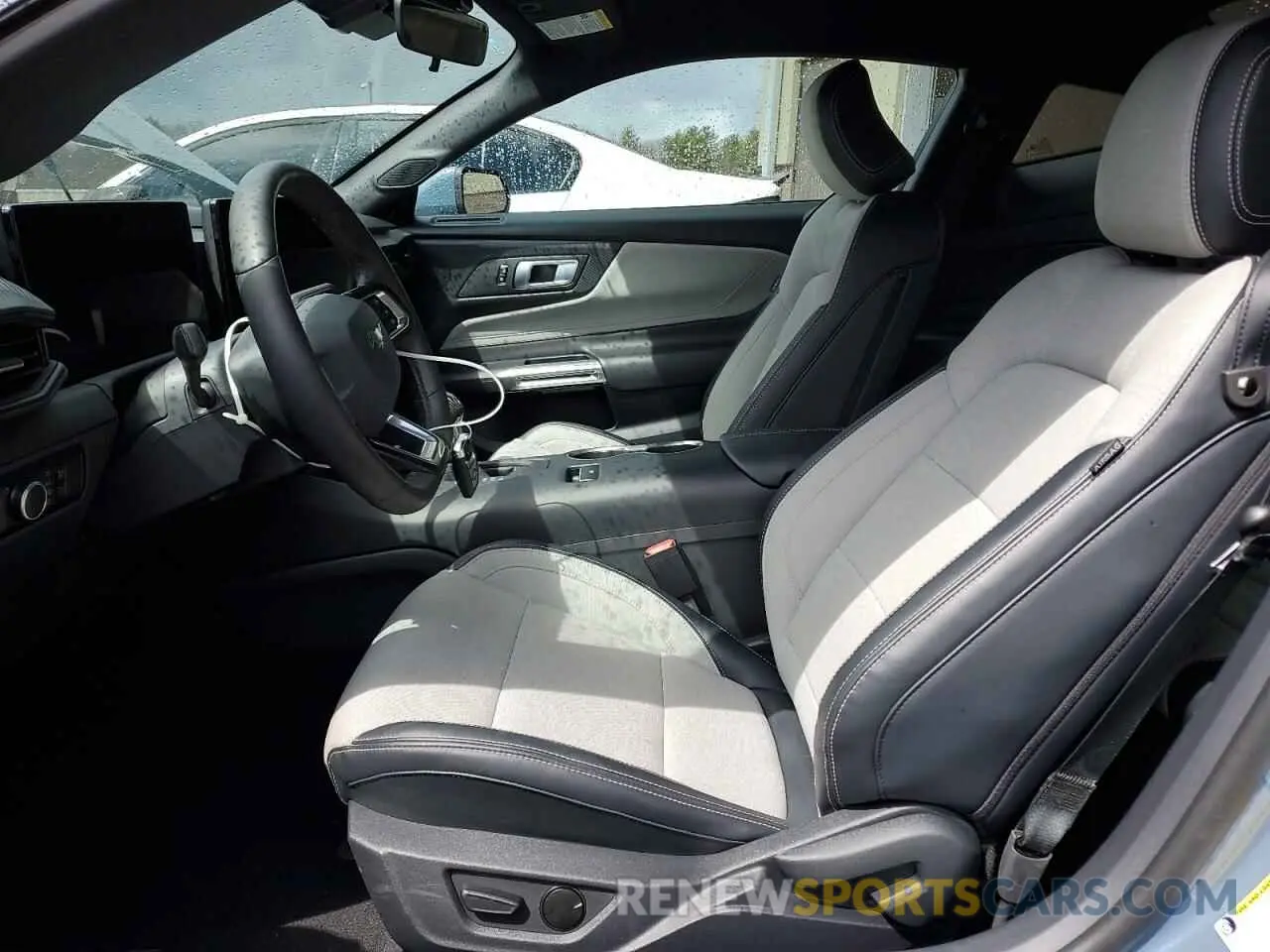 7 Фотография поврежденного автомобиля 1FA6P8TH6R5110157 FORD ALL Models 2024