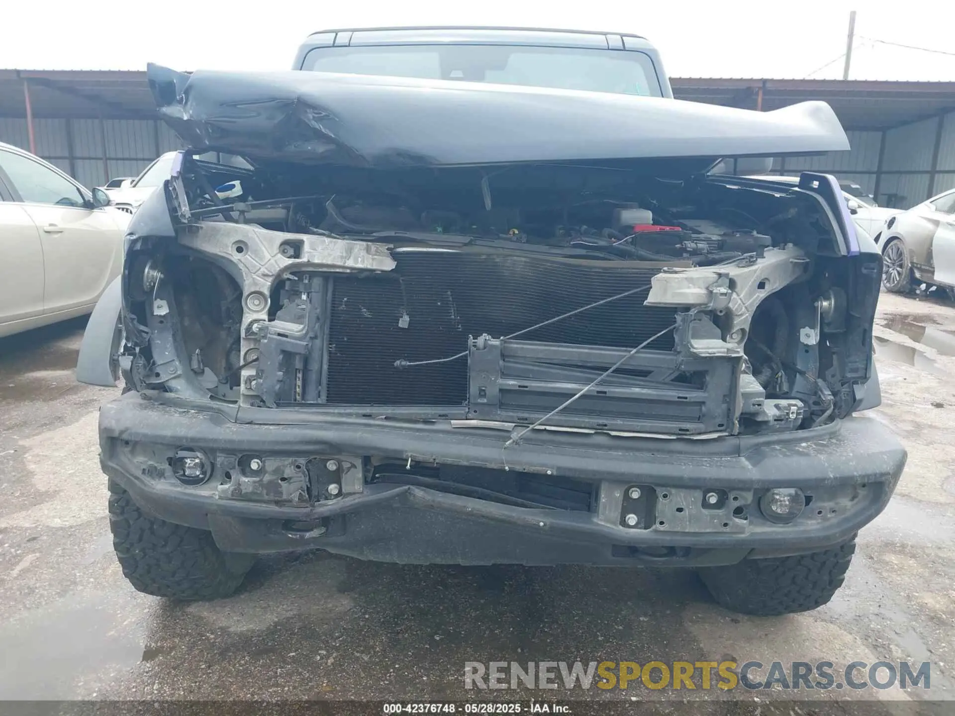 13 Photograph of a damaged car 1FMDE5BH2MLA85541 FORD BRONCO 2021