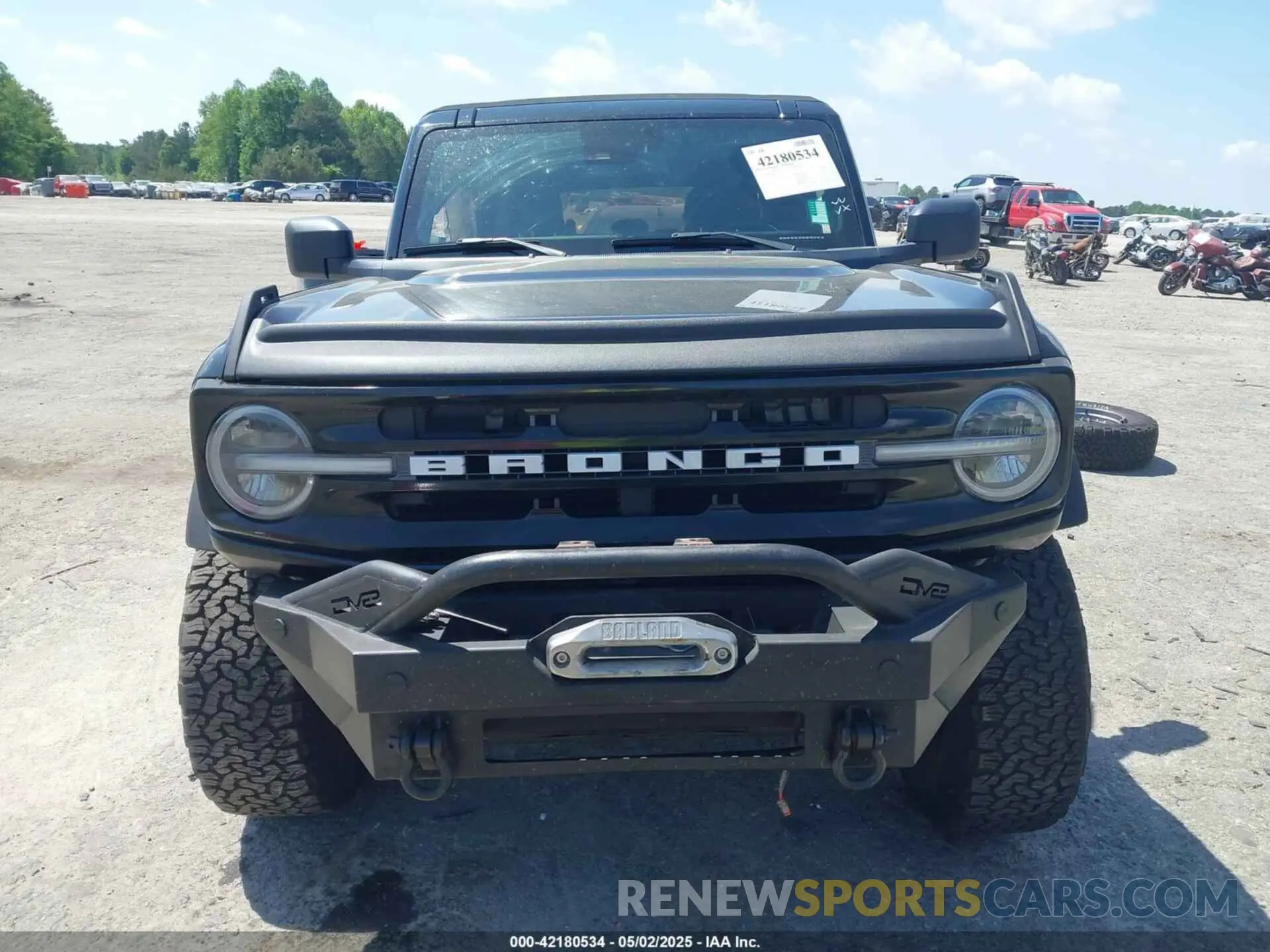 13 Photograph of a damaged car 1FMDE5BH2MLB03794 FORD BRONCO 2021