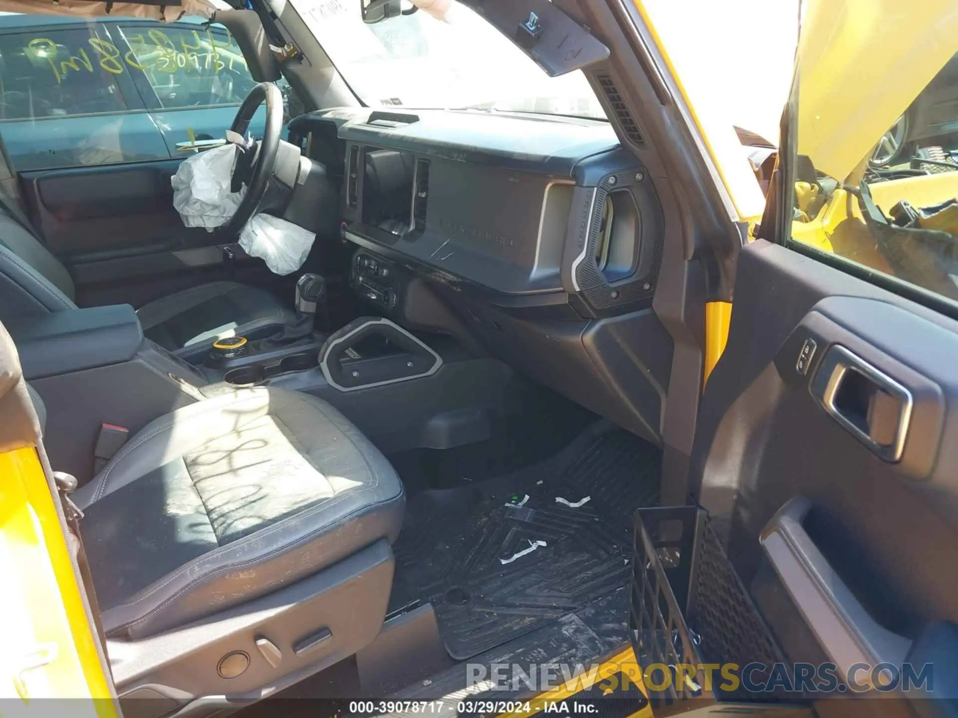 5 Photograph of a damaged car 1FMDE5BH7MLA95966 FORD BRONCO 2021