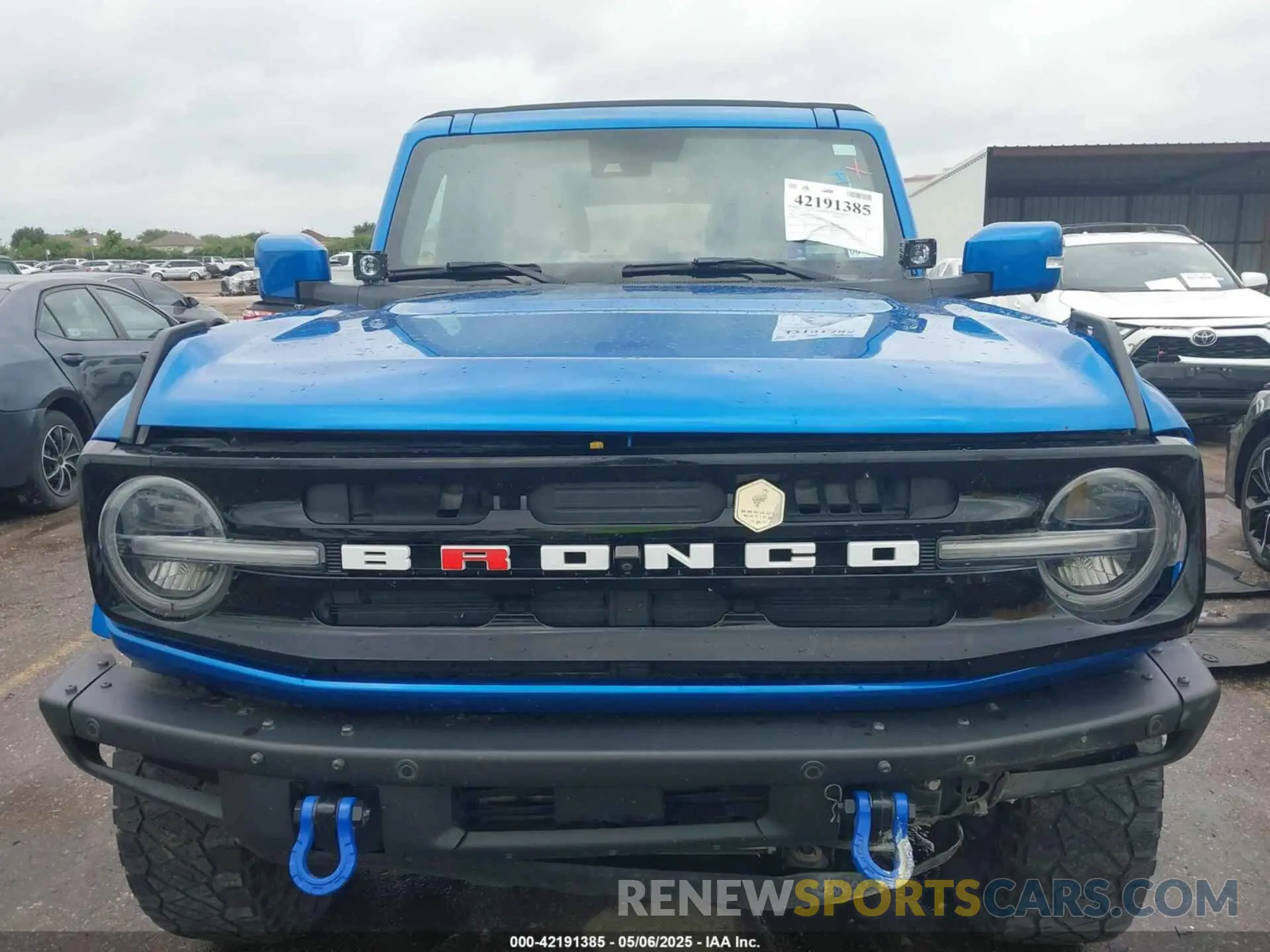 12 Photograph of a damaged car 1FMDE5BH9MLA71524 FORD BRONCO 2021