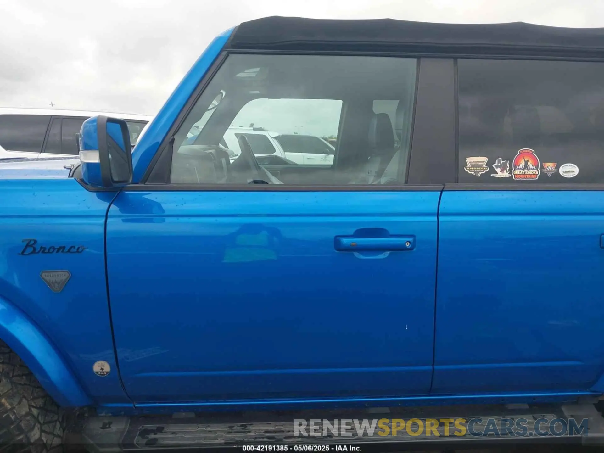 14 Photograph of a damaged car 1FMDE5BH9MLA71524 FORD BRONCO 2021