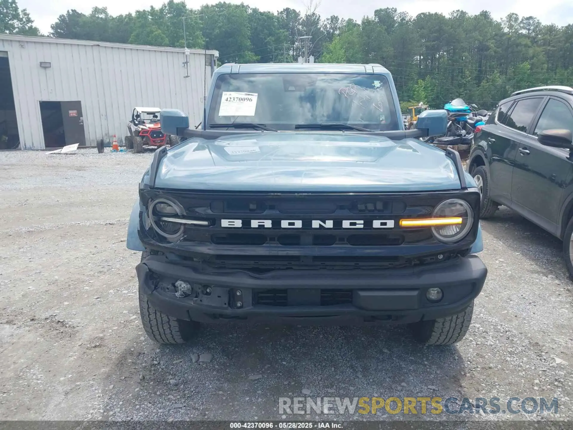 13 Photograph of a damaged car 1FMDE5CH5MLA60759 FORD BRONCO 2021