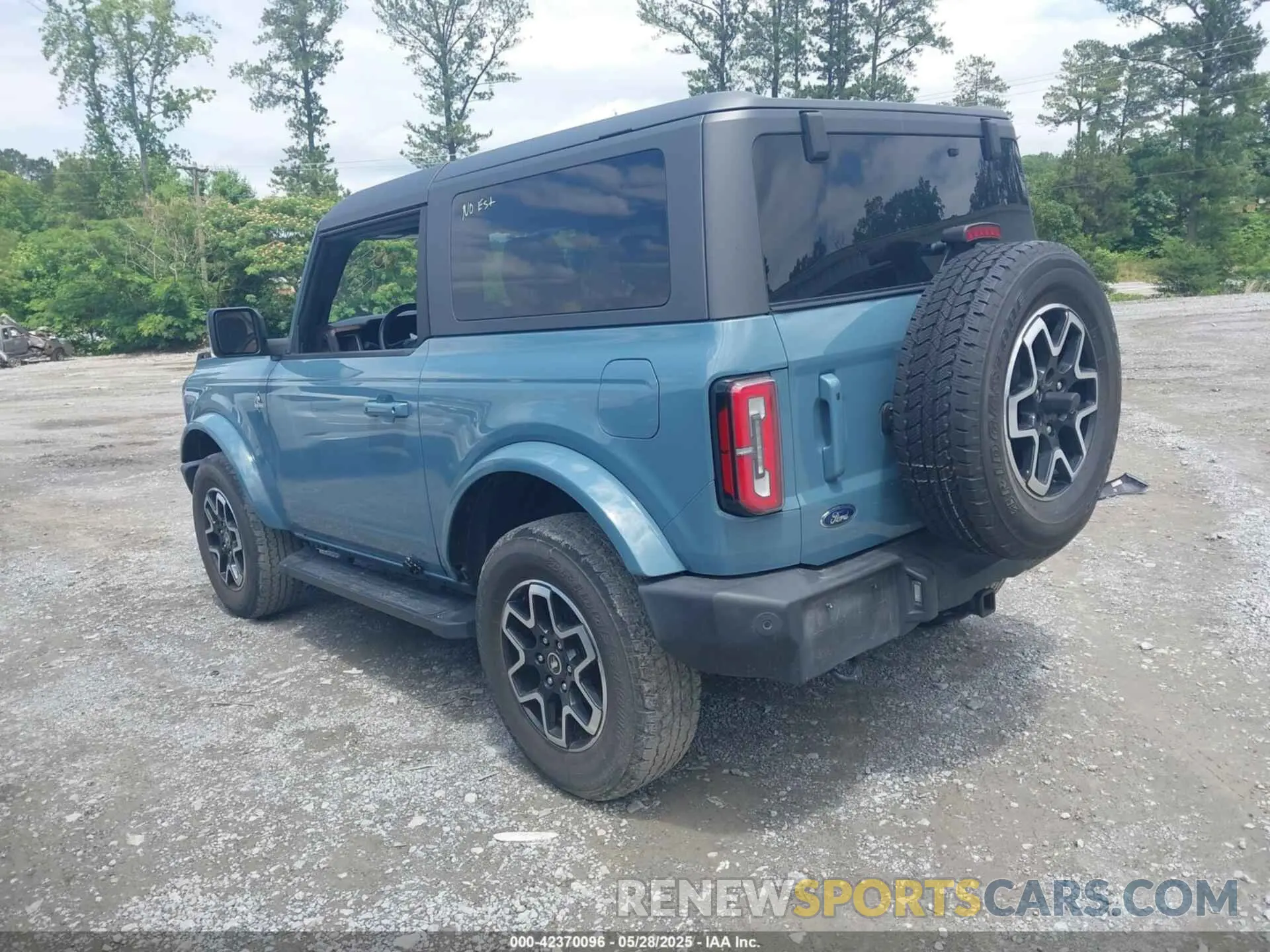 3 Photograph of a damaged car 1FMDE5CH5MLA60759 FORD BRONCO 2021