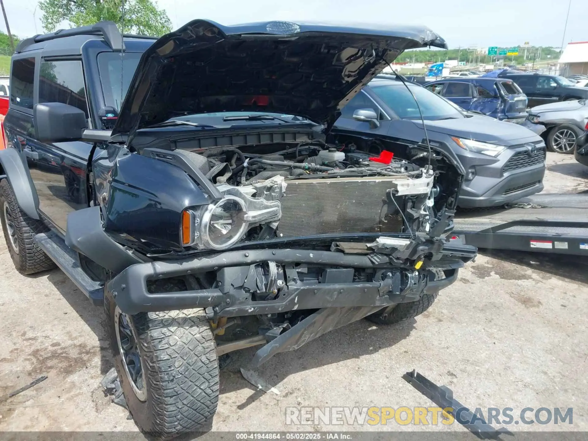 6 Photograph of a damaged car 1FMDE5CHXMLA64063 FORD BRONCO 2021