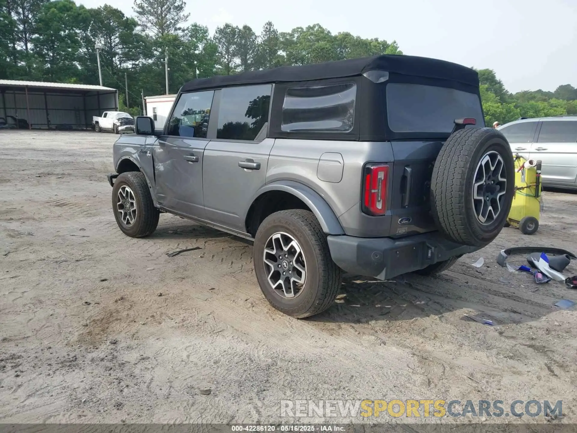 3 Photograph of a damaged car 1FMDE5DH9MLA62853 FORD BRONCO 2021