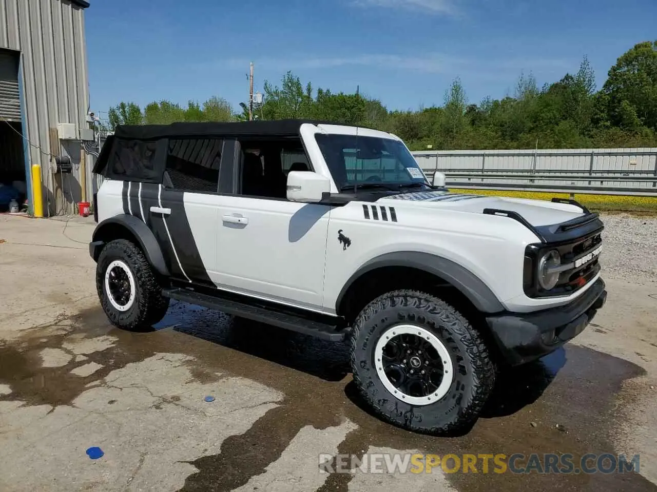 4 Photograph of a damaged car 1FMEE5DP3MLA88862 FORD BRONCO 2021
