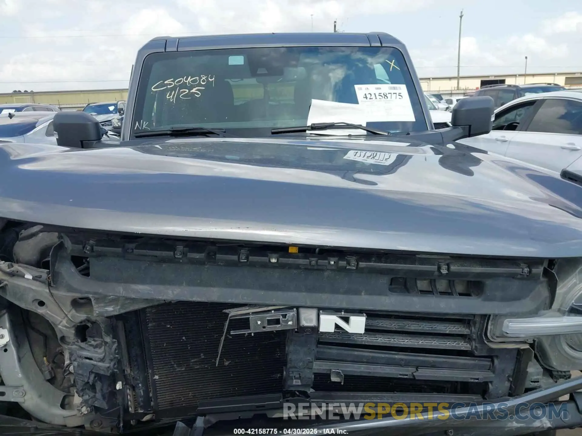11 Photograph of a damaged car 1FMEE5DP3MLB06714 FORD BRONCO 2021