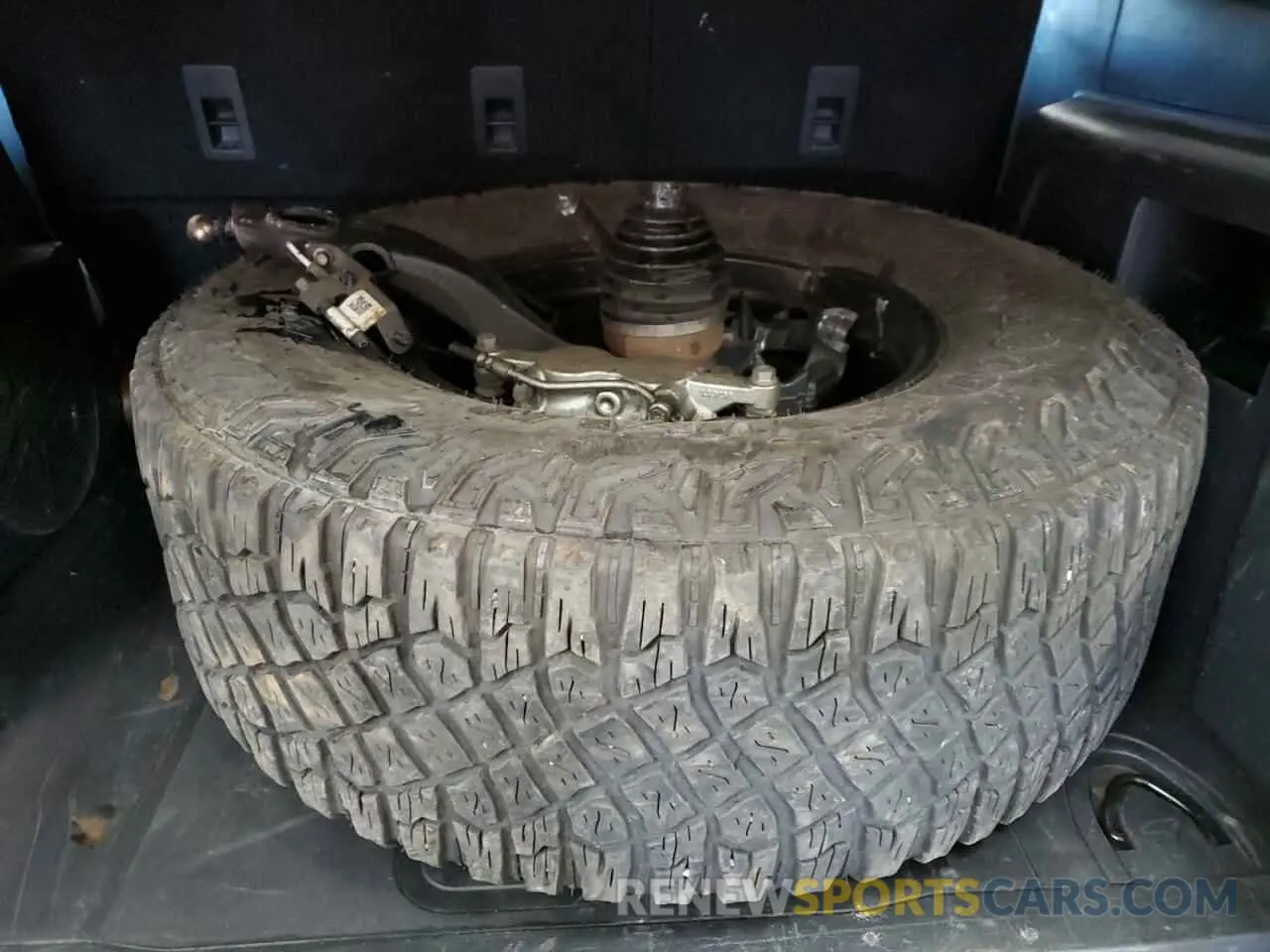 13 Photograph of a damaged car 1FMEE5DP8MLA86069 FORD BRONCO 2021