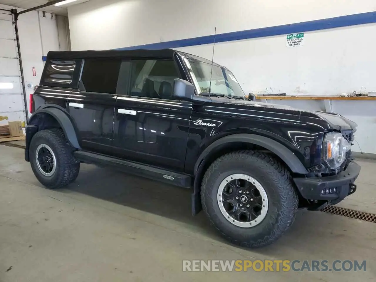 4 Photograph of a damaged car 1FMEE5DP8MLA86069 FORD BRONCO 2021