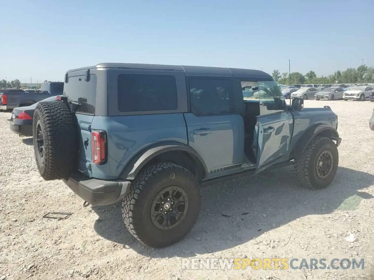 3 Фотография поврежденного автомобиля 1FMEE5EP8MLA41924 FORD BRONCO 2021