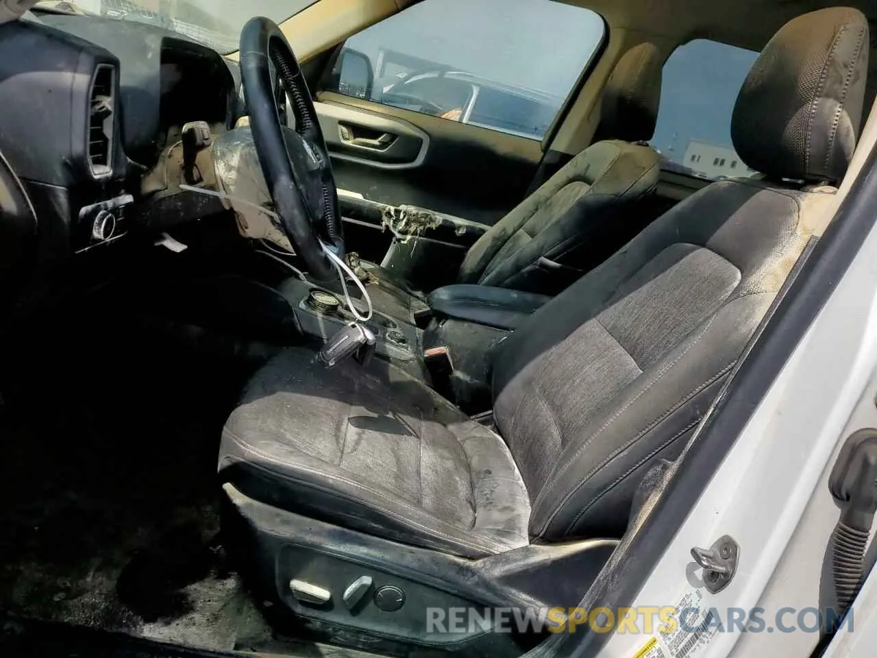 7 Photograph of a damaged car 3FMCR9B67MRB21036 FORD BRONCO 2021