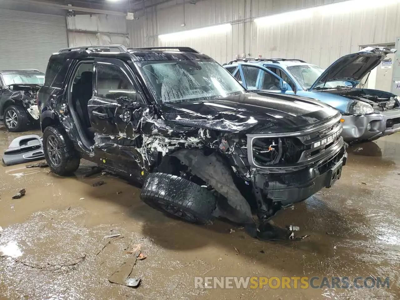 4 Photograph of a damaged car 3FMCR9B6XMRA75489 FORD BRONCO 2021