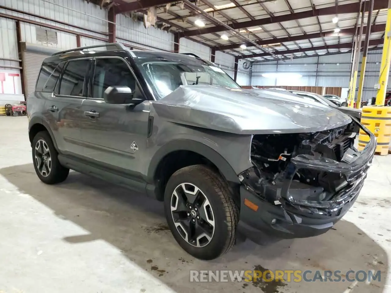 4 Photograph of a damaged car 3FMCR9C60MRA33721 FORD BRONCO 2021