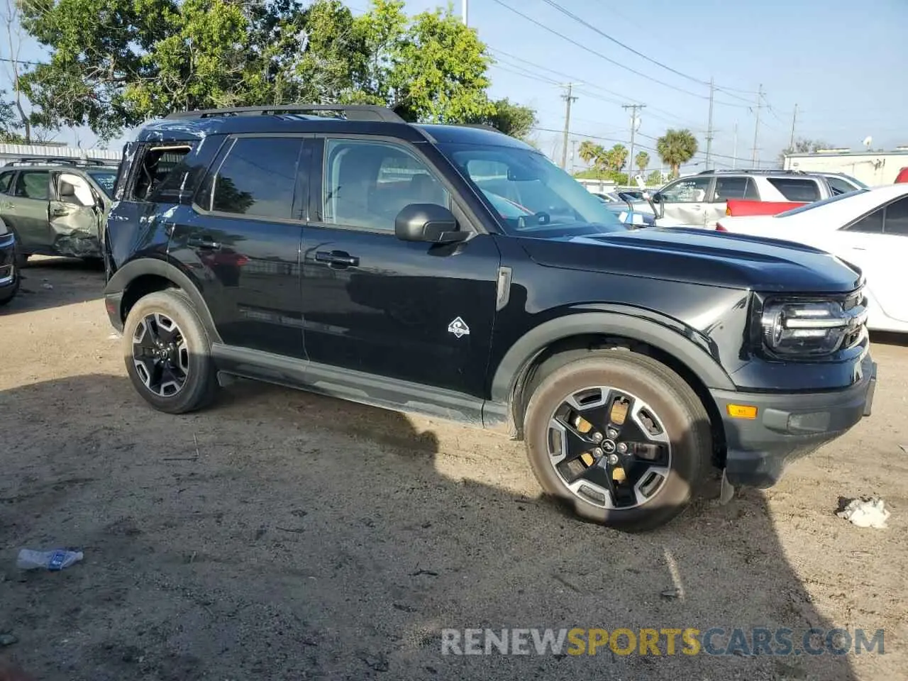 4 Photograph of a damaged car 3FMCR9C62MRA81835 FORD BRONCO 2021