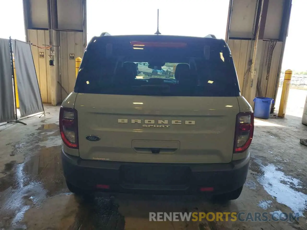 6 Photograph of a damaged car 3FMCR9C64MRB09019 FORD BRONCO 2021